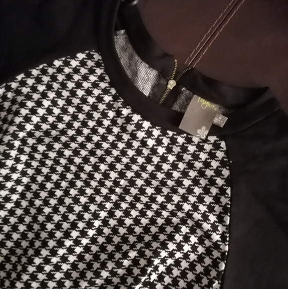 Black and white houndstooth dress - Picture 3 of 3